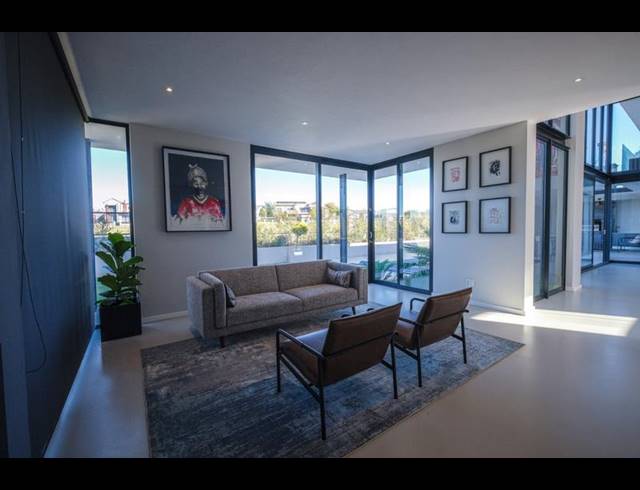 5 BEDROOM HOUSE FOR SALE IN COPPERLEAF ESTATE